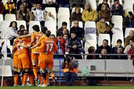 Incidentes en las afueras de Mestalla y cánticos anti-Llorente Incidentes en las afueras de Mestalla y cánticos anti-Llorente