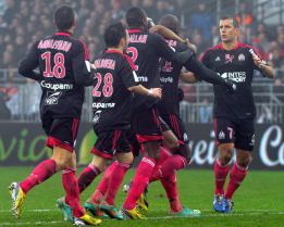 El Marsella renace y acosa al Lyon desde la segunda posición El Marsella renace y acosa al Lyon desde la segunda posición