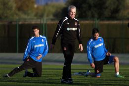 Javier Aguirre toma el mando y Anquela quiere tener un respiro Javier Aguirre toma el mando y Anquela quiere tener un respiro