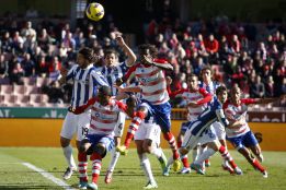 Anquela peligra y Toño
agua el debut de Aguirre Anquela peligra y Toño
agua el debut de Aguirre