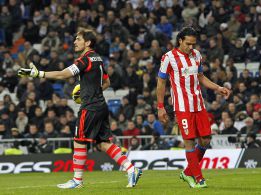 Espías del Chelsea vieron a Falcao en el Bernabéu Espías del Chelsea vieron a Falcao en el Bernabéu