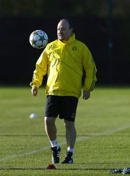 Benítez: 'Torres es importante, pero necesitamos goles de otros' Benítez: 'Torres es importante, pero necesitamos goles de otros'
