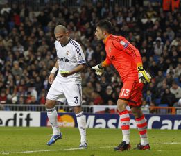 Pepe: "Lo importante es jugar con amor a la camiseta" Pepe: "Lo importante es jugar con amor a la camiseta"