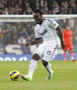 Essien comenzó a tocar balón Essien comenzó a tocar balón