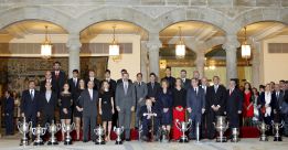 España premia a Cristiano España premia a Cristiano
