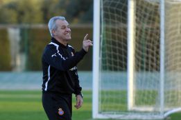 Aguirre: "Quiero que mi gente se tome el partido como una final" Aguirre: "Quiero que mi gente se tome el partido como una final"