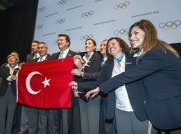 Turquía no apoya la idea y se centra en los Juegos de 2020 Turquía no apoya la idea y se centra en los Juegos de 2020