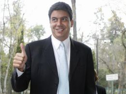 El yerno de Slim llega hoy a Oviedo con la agenda repleta El yerno de Slim llega hoy a Oviedo con la agenda repleta