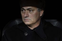 Florentino, según 'A Bola': "Mou será mi entrenador hasta 2016" Florentino, según 'A Bola': "Mou será mi entrenador hasta 2016"