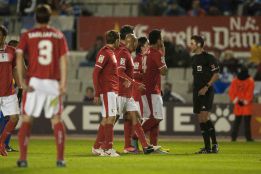 Sabadell salva un punto tras a un polémico penalti en el añadido Sabadell salva un punto tras a un polémico penalti en el añadido
