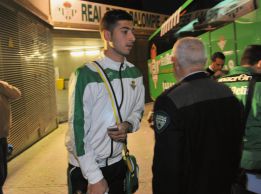 Momo desafía al Betis Momo desafía al Betis