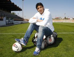 Dani Parejo: "Estoy feliz, pero no puedo conformarme con esto" Dani Parejo: "Estoy feliz, pero no puedo conformarme con esto"