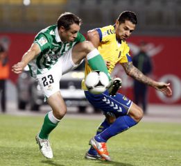 Chrisantus deja abierta la vuelta en el Benito Villamarín Chrisantus deja abierta la vuelta en el Benito Villamarín