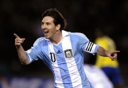 "El ejemplo a seguir es Messi" "El ejemplo a seguir es Messi"