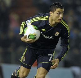 Mourinho puso a Cristiano Ronaldo cuatro veces de nueve Mourinho puso a Cristiano Ronaldo cuatro veces de nueve