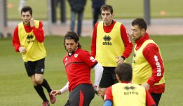 Mestalla y Leo examinan al Valencia de Ernesto Valverde Mestalla y Leo examinan al Valencia de Ernesto Valverde