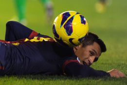 Alexis titular y Villa al banquillo; el Atlético, con once de gala Alexis titular y Villa al banquillo; el Atlético, con once de gala