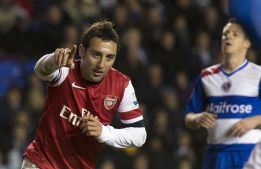 Cazorla se luce con un hat-trick Cazorla se luce con un hat-trick