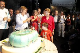 Brasil inaugura el primer estadio para el Mundial 2014 Brasil inaugura el primer estadio para el Mundial 2014