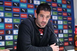 Casilla: "Puntuar en el Bernabéu te da una alegría inmensa" Casilla: "Puntuar en el Bernabéu te da una alegría inmensa"