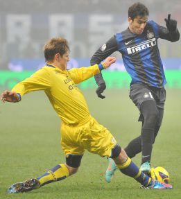 El Inter supera los octavos de Copa tras imponerse al Verona El Inter supera los octavos de Copa tras imponerse al Verona