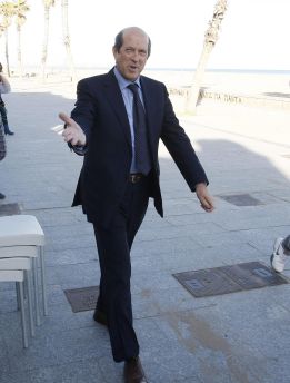 "Si supiera que mi marcha soluciona algo ya me habría ido" "Si supiera que mi marcha soluciona algo ya me habría ido"