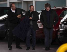 "Tito dice que está fuerte y se atreverá a enfrentarse a esto" "Tito dice que está fuerte y se atreverá a enfrentarse a esto"