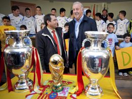 España sigue número uno y Colombia entra en el ''top cinco'' España sigue número uno y Colombia entra en el ''top cinco''