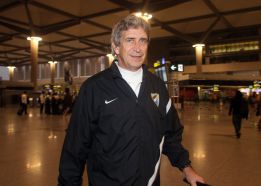 Manuel Pellegrini: "No voy a ser el juez de Mourinho" Manuel Pellegrini: "No voy a ser el juez de Mourinho"