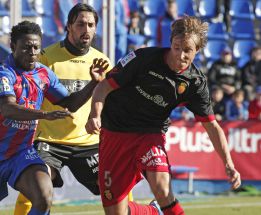 Tomás Pina: "Si no sumamos nos costará salir del descenso" Tomás Pina: "Si no sumamos nos costará salir del descenso"