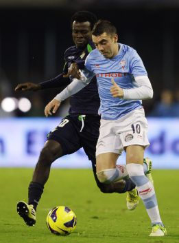Nosa Igiebor y Uche, españoles en la lista preliminar de Nigeria Nosa Igiebor y Uche, españoles en la lista preliminar de Nigeria