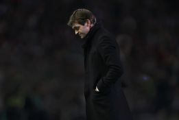 Tito Vilanova recibió el alta médica y se marchó a casa Tito Vilanova recibió el alta médica y se marchó a casa