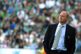 Pepe Mel, muy crítico: "Undiano ha decidido que sea dentro" Pepe Mel, muy crítico: "Undiano ha decidido que sea dentro"