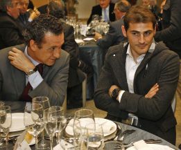 Valdano: "Una exhibición de poder, imponerse a una leyenda" Valdano: "Una exhibición de poder, imponerse a una leyenda"