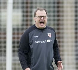 El incierto futuro de Bielsa obliga a mirar más técnicos El incierto futuro de Bielsa obliga a mirar más técnicos