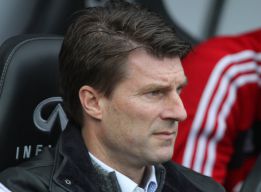 Laudrup: "Creo que Villa se va a quedar en el Barcelona" Laudrup: "Creo que Villa se va a quedar en el Barcelona"