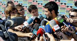 Albiol: "Queremos que Cristiano siga; es el mejor del mundo" Albiol: "Queremos que Cristiano siga; es el mejor del mundo"