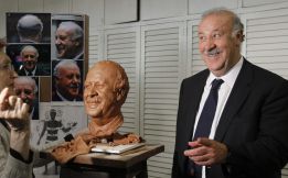 Del Bosque ve a Löw como el "perfecto seleccionador" Del Bosque ve a Löw como el "perfecto seleccionador"