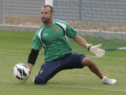 El Zaragoza vuelve al trabajo con un entrenamiento vespertino El Zaragoza vuelve al trabajo con un entrenamiento vespertino