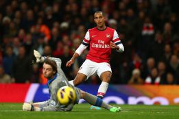 El Arsenal se da un festín con el Newcastle en un partido loco El Arsenal se da un festín con el Newcastle en un partido loco