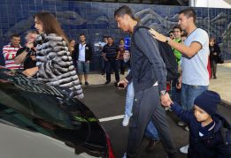 Cristiano voló a Madeira para celebrar la Nochevieja Cristiano voló a Madeira para celebrar la Nochevieja