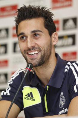 Arbeloa: "El Bernabéu debe apoyar, juegue o no Casillas" Arbeloa: "El Bernabéu debe apoyar, juegue o no Casillas"