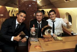 Mou viajará con Iker Casillas, Cristiano y Ramos a Zúrich Mou viajará con Iker Casillas, Cristiano y Ramos a Zúrich