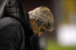 Pellegrini afirma que su equipo perdió por "un error infantil" Pellegrini afirma que su equipo perdió por "un error infantil"