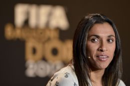 Marta: "Cambiaría mis 5 Balones por el Mundial para Brasil" Marta: "Cambiaría mis 5 Balones por el Mundial para Brasil"