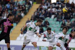 El Elche hace historia con su triunfo ante el Sabadell El Elche hace historia con su triunfo ante el Sabadell