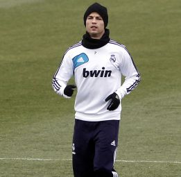 Cristiano Ronaldo se entrenó antes para poder acudir a Zúrich Cristiano Ronaldo se entrenó antes para poder acudir a Zúrich