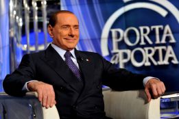 Berlusconi: "El Milán nunca fichará a Mario Balotelli" Berlusconi: "El Milán nunca fichará a Mario Balotelli"