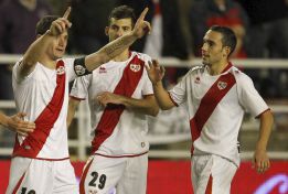 Piti: "El Rayo está tremendo y queremos superarnos" Piti: "El Rayo está tremendo y queremos superarnos"