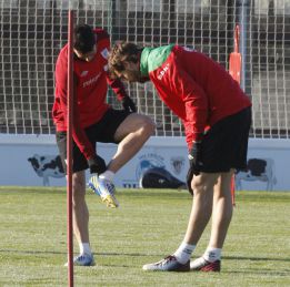 Marcelo Bielsa medita alinear a Fernando Llorente junto a Aduriz Marcelo Bielsa medita alinear a Fernando Llorente junto a Aduriz